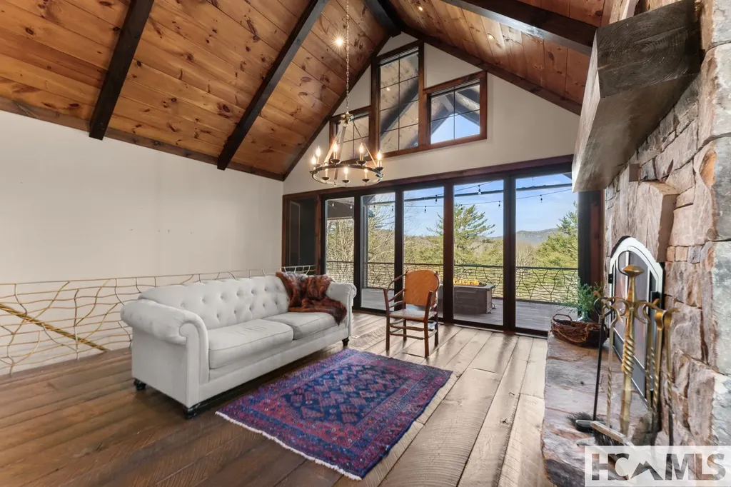 354 Flat Mountain Estates Road Highlands NC 28741