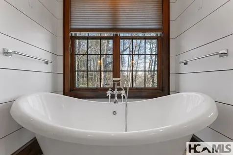 354 Flat Mountain Estates Road Highlands NC 28741