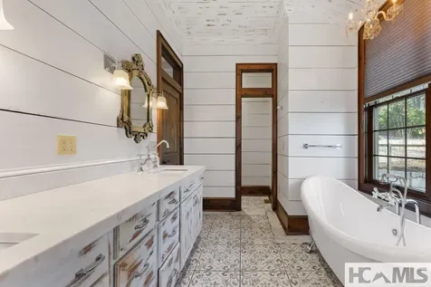 354 Flat Mountain Estates Road Highlands NC 28741