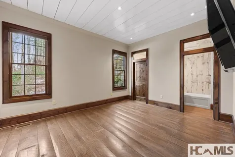 354 Flat Mountain Estates Road Highlands NC 28741