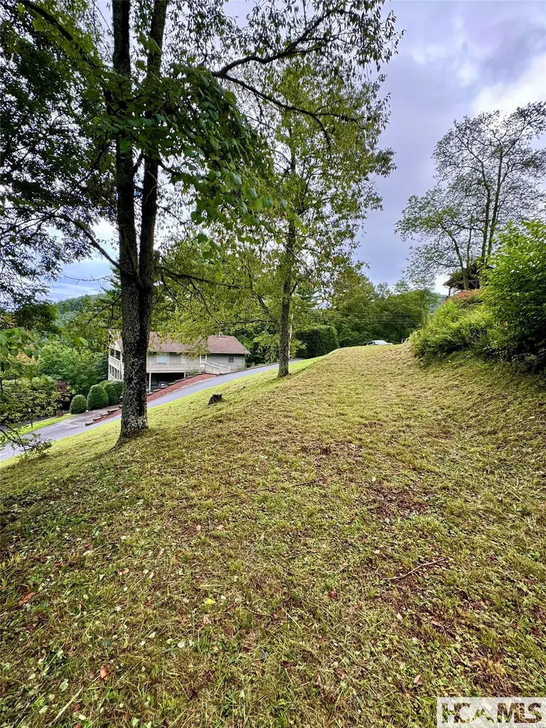 Tbd Mountain Harbor Club Glenville NC 28736