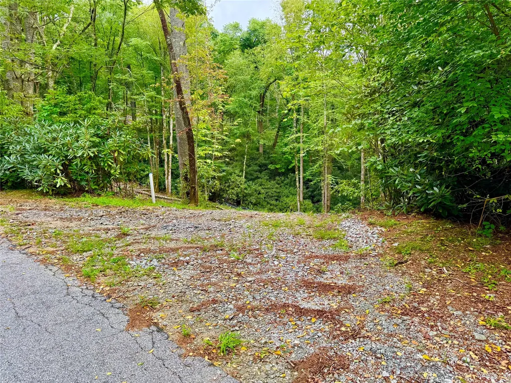 240 Pineland Drive Highlands NC 28741