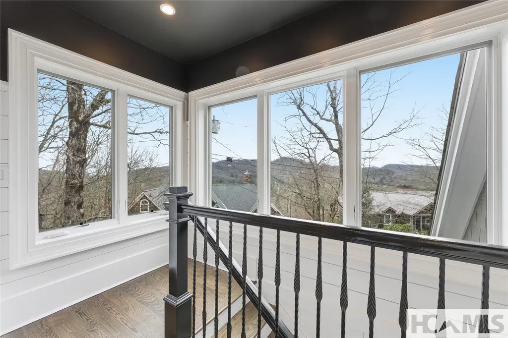 142 Lucerne Drive Highlands NC 28741