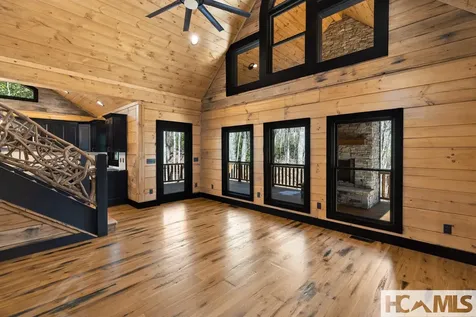 102 Bartram Cove Lane Highlands NC 28741