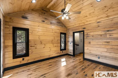 102 Bartram Cove Lane Highlands NC 28741