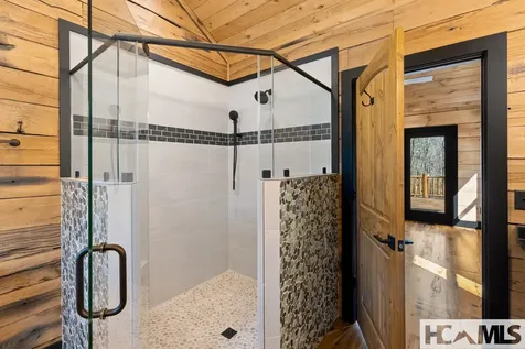 102 Bartram Cove Lane Highlands NC 28741