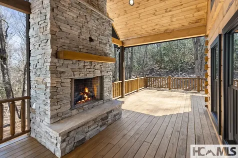 102 Bartram Cove Lane Highlands NC 28741