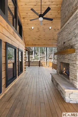 102 Bartram Cove Lane Highlands NC 28741