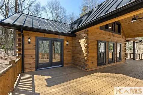102 Bartram Cove Lane Highlands NC 28741