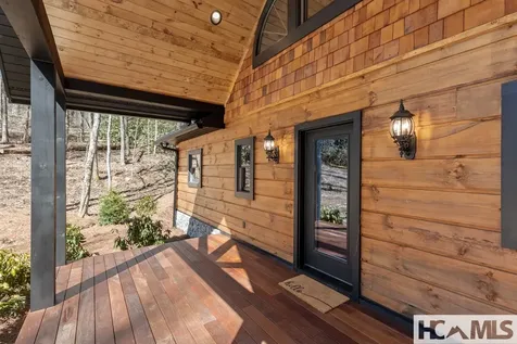 102 Bartram Cove Lane Highlands NC 28741