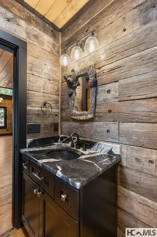 102 Bartram Cove Lane Highlands NC 28741