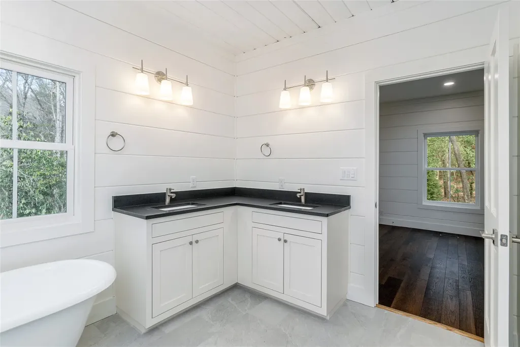 131 Club Drive Sapphire NC 28774