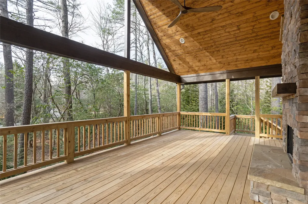 131 Club Drive Sapphire NC 28774