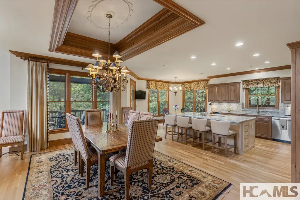 2130 Falcon Ridge Highlands NC 28741