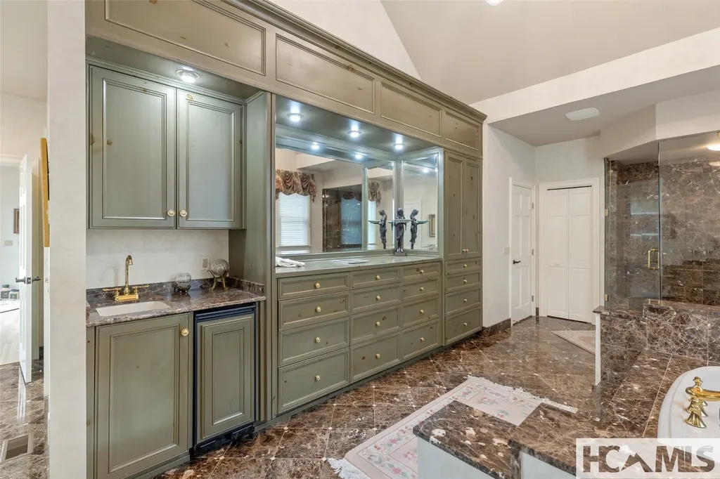 2130 Falcon Ridge Highlands NC 28741