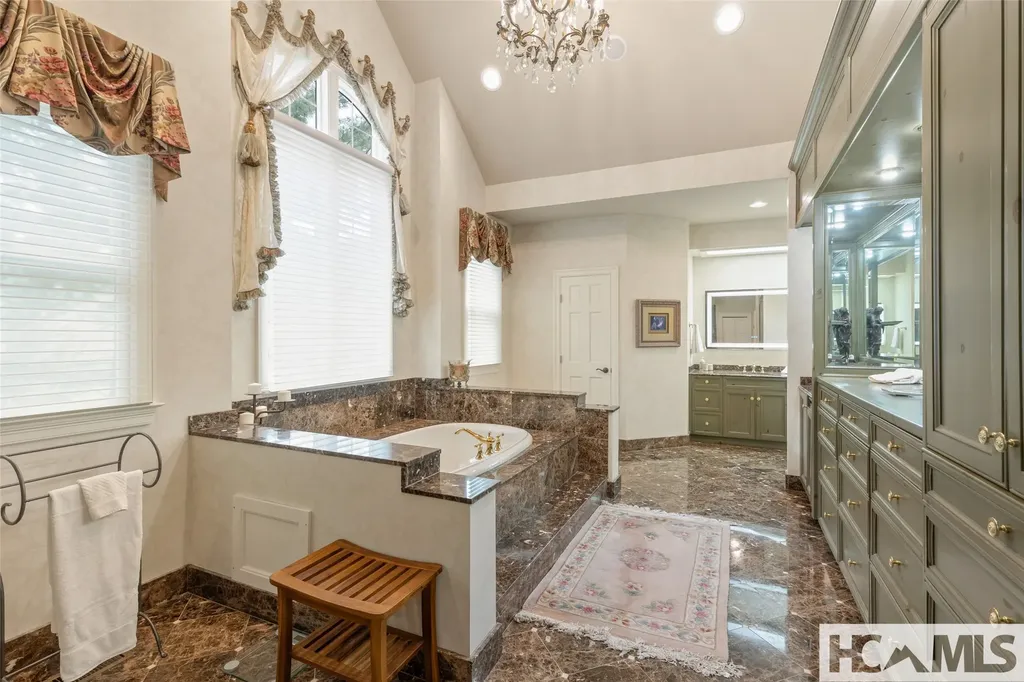 2130 Falcon Ridge Highlands NC 28741