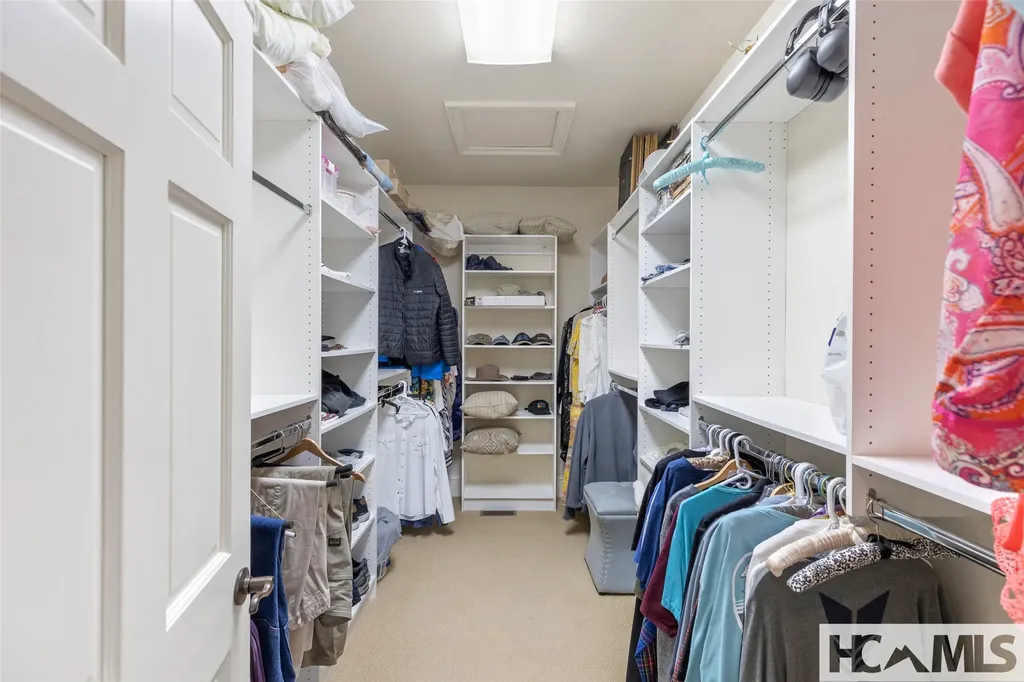 2130 Falcon Ridge Highlands NC 28741