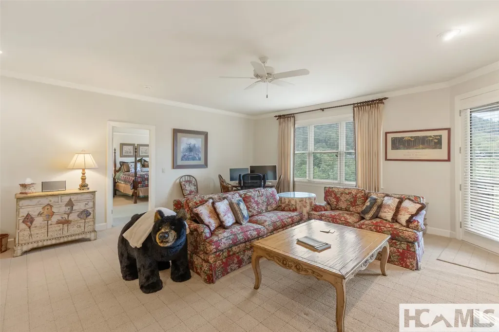 2130 Falcon Ridge Highlands NC 28741