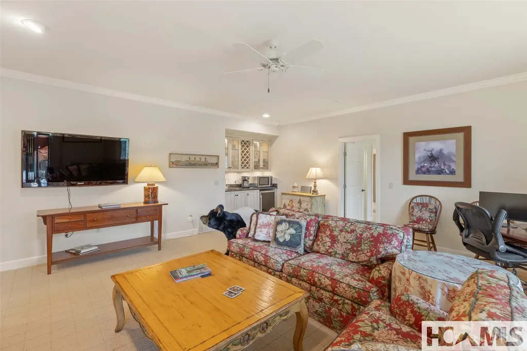 2130 Falcon Ridge Highlands NC 28741