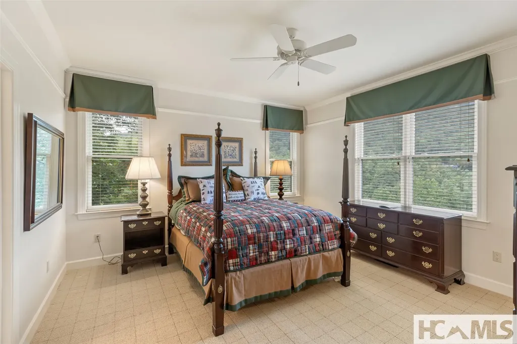 2130 Falcon Ridge Highlands NC 28741