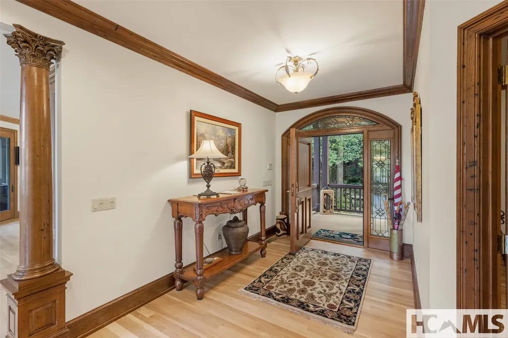 2130 Falcon Ridge Highlands NC 28741