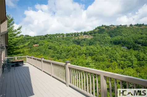 2130 Falcon Ridge Highlands NC 28741