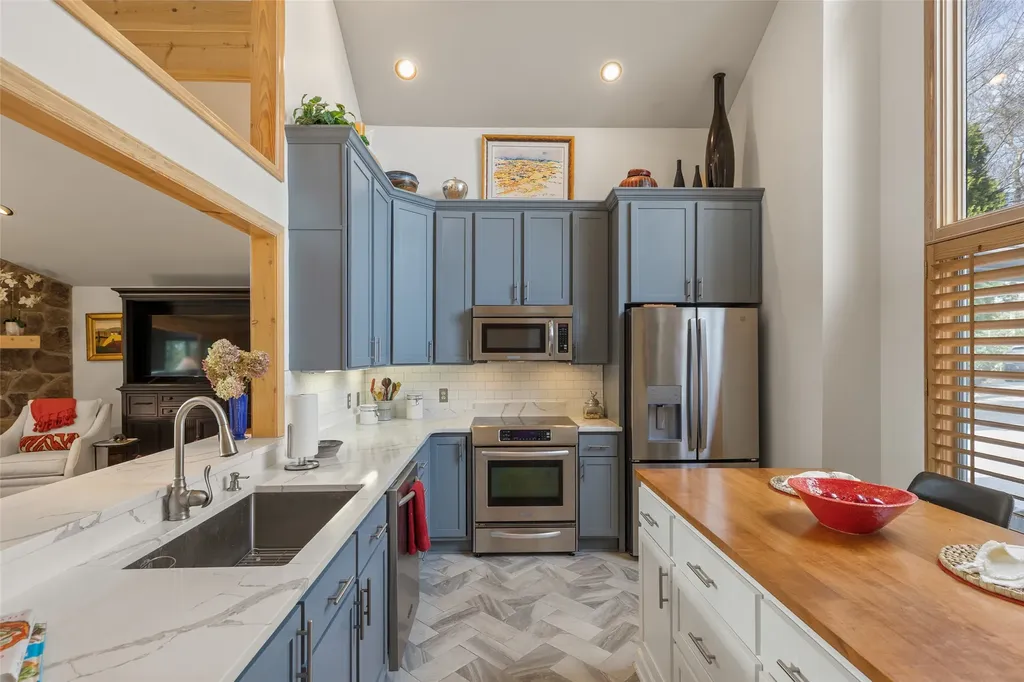 15 Bonnevista Road Highlands NC 28741