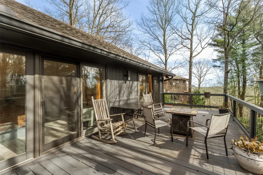 15 Bonnevista Road Highlands NC 28741