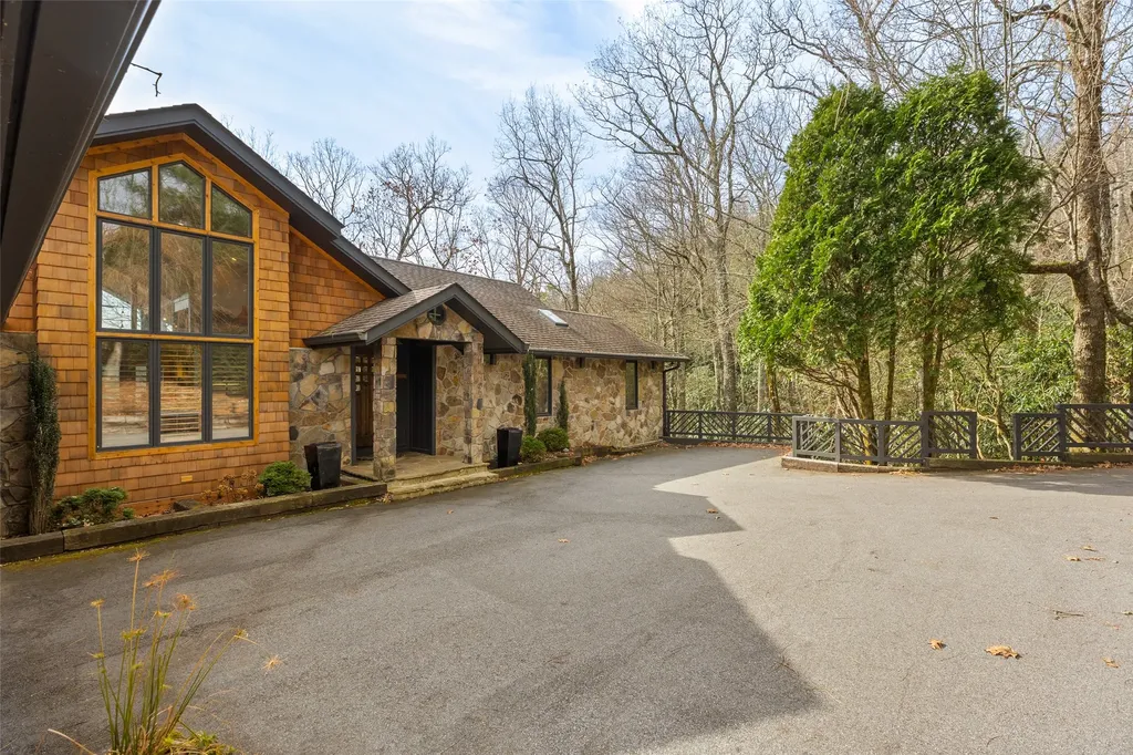 15 Bonnevista Road Highlands NC 28741