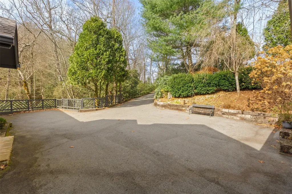 15 Bonnevista Road Highlands NC 28741