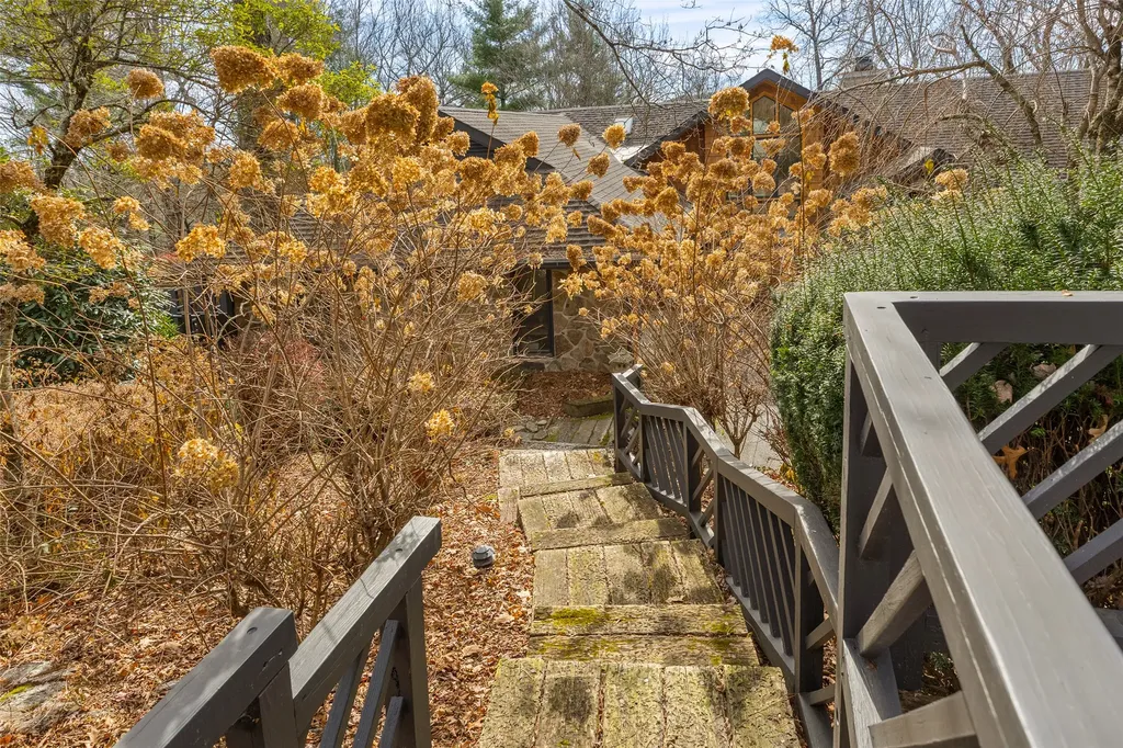 15 Bonnevista Road Highlands NC 28741