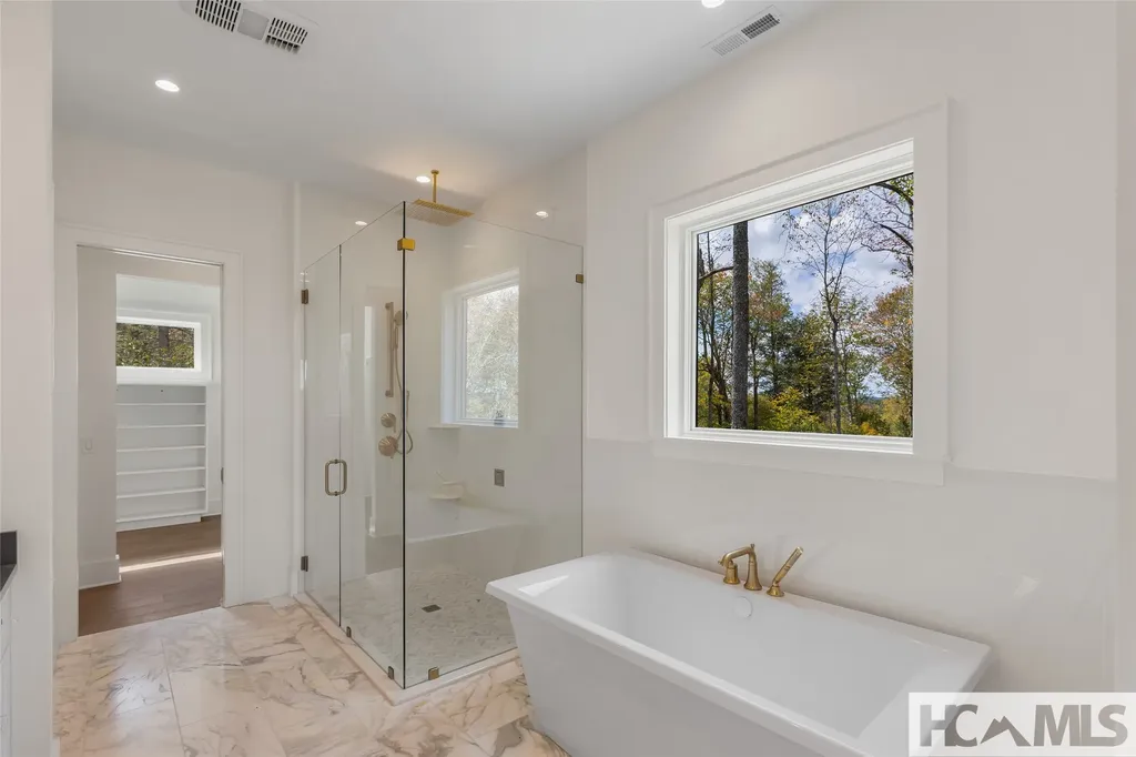 2385 Magnolia Drive Highlands NC 28741