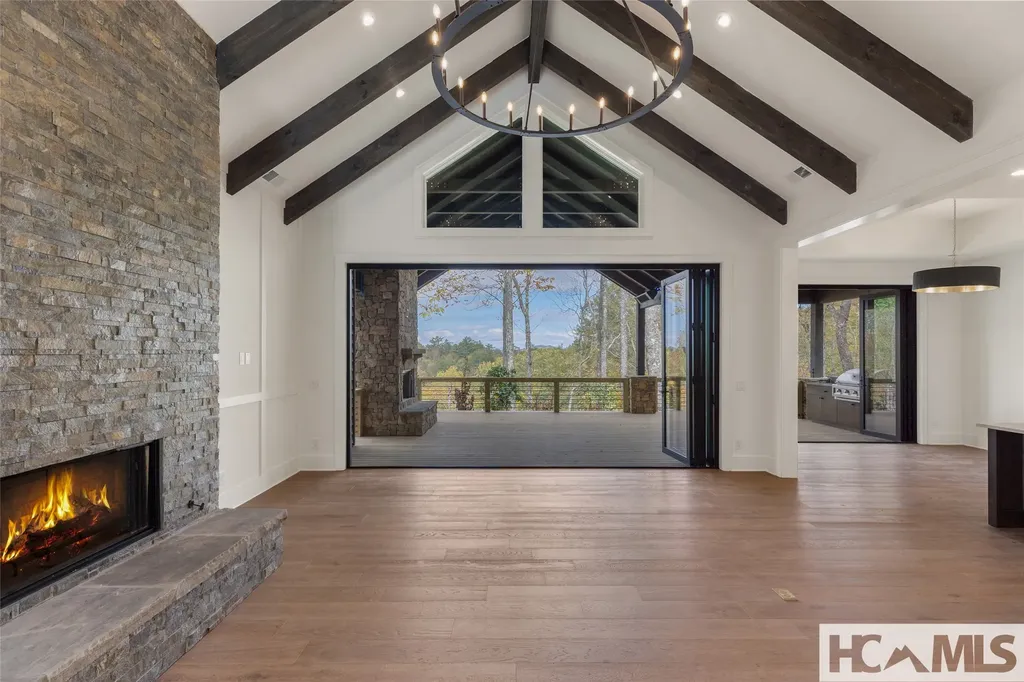 2385 Magnolia Drive Highlands NC 28741