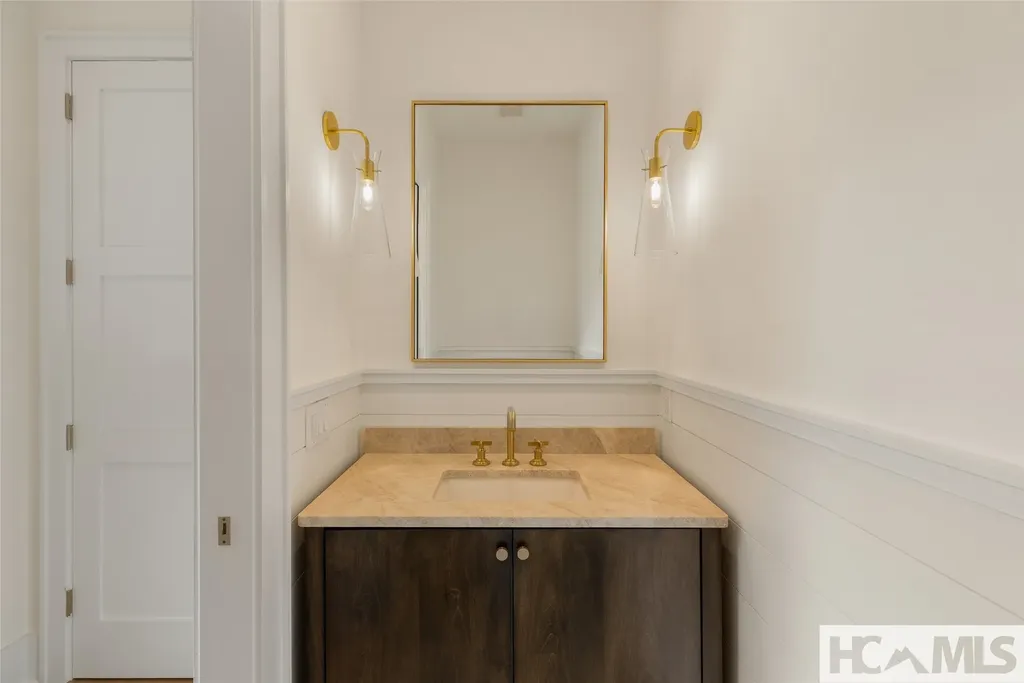 2385 Magnolia Drive Highlands NC 28741