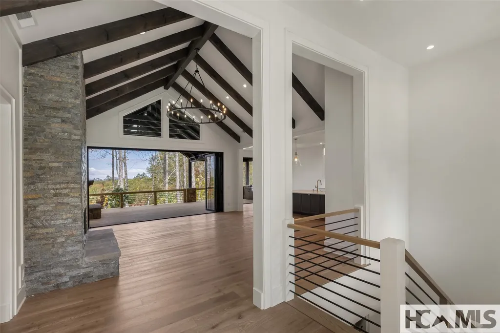 2385 Magnolia Drive Highlands NC 28741