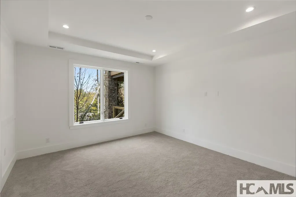 2385 Magnolia Drive Highlands NC 28741