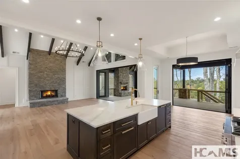 2385 Magnolia Drive Highlands NC 28741