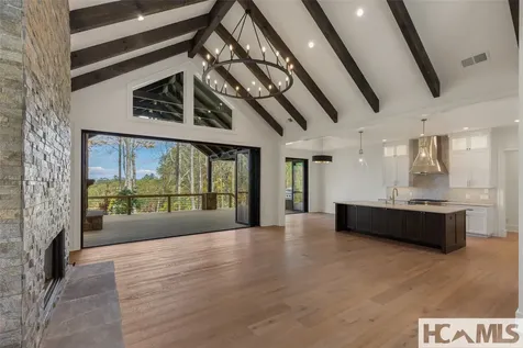 2385 Magnolia Drive Highlands NC 28741