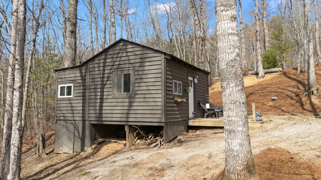 122 Forestdale Drive Glenville NC 28736