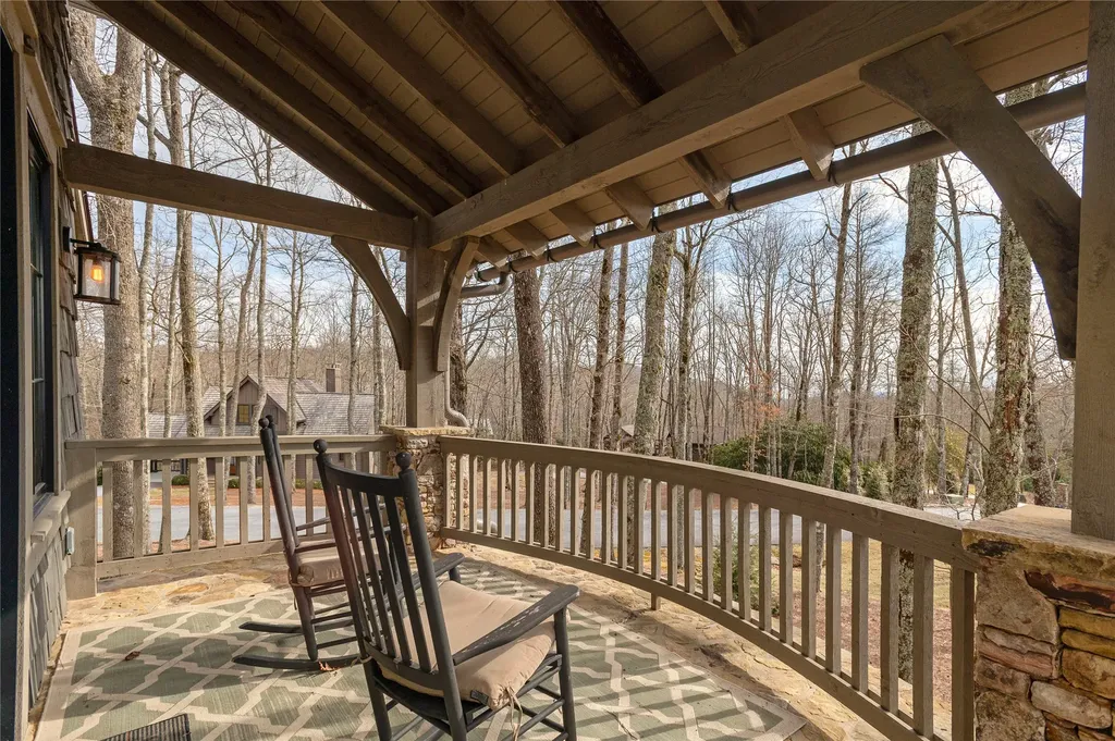 64 Outpost Trail Glenville NC 28736