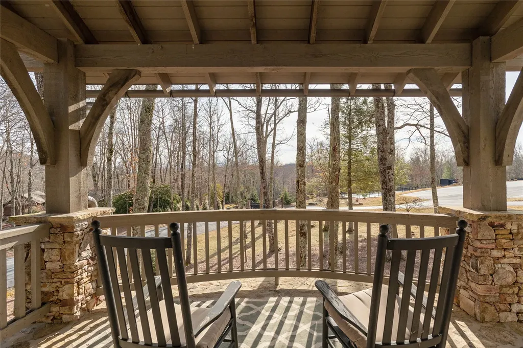 64 Outpost Trail Glenville NC 28736