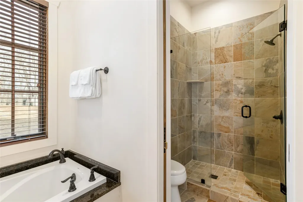 64 Outpost Trail Glenville NC 28736