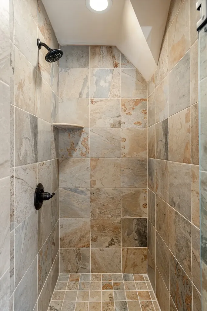 64 Outpost Trail Glenville NC 28736