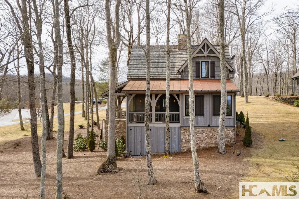 64 Outpost Trail Glenville NC 28736