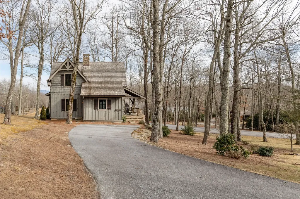 64 Outpost Trail Glenville NC 28736