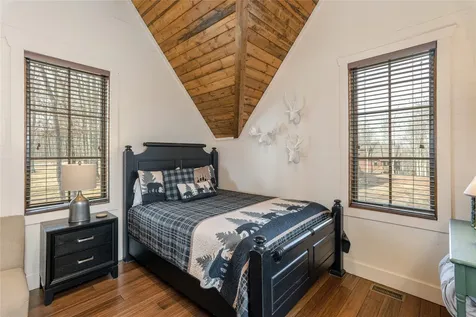 64 Outpost Trail Glenville NC 28736