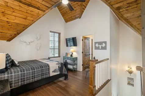 64 Outpost Trail Glenville NC 28736