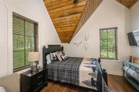 64 Outpost Trail Glenville NC 28736