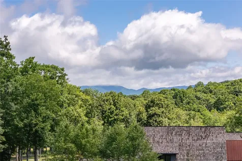 64 Outpost Trail Glenville NC 28736