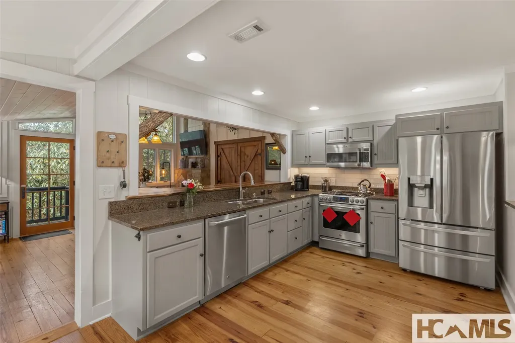 464 Franklin Road Highlands NC 28741